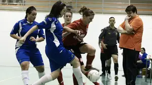 El Lacturale Gurpea se saca la espina goleando al Calceatense riojano en el pabellón Ezkaba