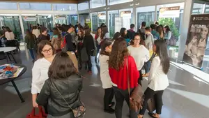 Puente al mundo laboral: cerca de 200 estudiantes participan en el Autumn Career Forum de la Universidad de Navarra