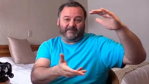 El director de cine porno Torbe sale en libertad tras pagar 100.000 euros de fianza