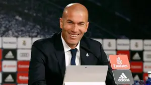 Zidane resta importancia al mal partido del portugüés: "A Cristiano no le pasa nada; está tranquilo"