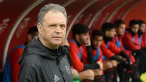 Resumen de la goleada de Osasuna al Eibar en Tajonar (4-0)