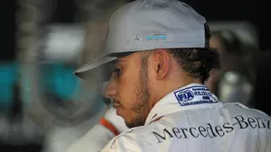 El piloto británico Hamilton lidera los primeros entrenamientos libres del Gran Premio de Brasil