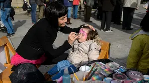 Una mañana por la concienciación de las enfermedades neuromusculares en la Plaza del Castillo