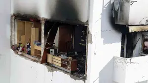 Las impactantes imágenes de la explosión de un piso en la calle Tenor Fleta de Zaragoza