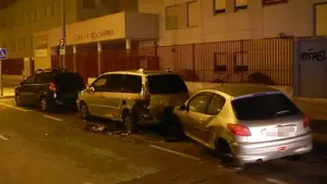 Arrepentida tras huir de un accidente en Pamplona: una chica se presenta ante la polic&iacute;a y reconoce que se estrell&oacute; contra tres coches