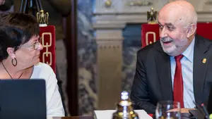 El Gobierno contraataca: sacará toda su artillería legal contra la sentencia de las plazas de euskera en Educación 