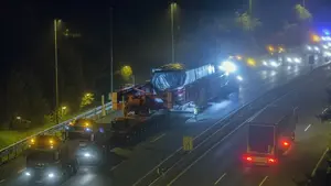 Un súper camión de la longitud de un campo de fútbol circulará a 15km/h por las carreteras navarras desde el viernes