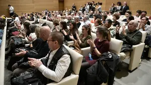 La gala de los premios solidarios de Onda Cero de Navarra, en imágenes