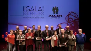 Solidaridad que ilumina vidas: emoción en la Gala de las Estrellas de Alcer Navarra en Pamplona