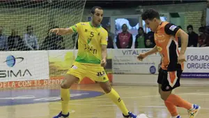 El Aspil Vidal consigue la primera victoria en su pabellón remontando el marcador ante el Jaén FS