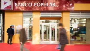 La compra del Popular por el Santander en Navarra: cientos de trabajadores afectados por el cambio