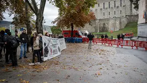 Delegación del Gobierno en Navarra cancela actos y desaconseja celebrar manifestaciones