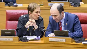 La presidenta Barkos, "sin complejos": destapa su apuesta por la salida de la Guardia Civil y Policía Nacional de Navarra