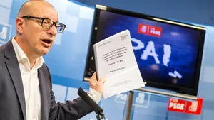 Gimeno (PSN) sobre la gestión del PAI: "No se puede poner un carril-bici para entrar y una autovía de tres carriles para salir"