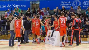 Sigue la fiesta: Basket Navarra logra su cuarta victoria consecutiva ante el Agustinos de Ángel Jareño