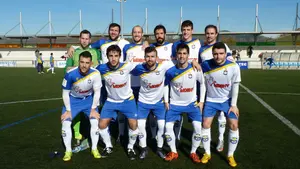El Burladés empieza el año en tercera división puntuando en el campo de San Francisco Javier ante el Cortes