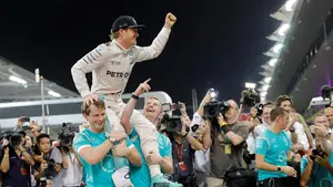 Nico Rosberg, nuevo campeón del mundo: "Orgulloso de haber conseguido la misma hazaña de mi padre"