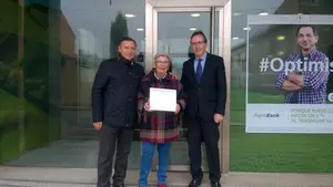 Una jubilada navarra, estudiante de la UPNA e impulsora de la recuperación del 'Paloteado' en Buñuel, opta al premio Vida Activa