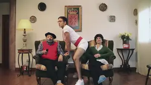 'Escándalo' en San Adrián: un jotero se pasa al twerking en la cuenta atrás para el Certamen pop-rock