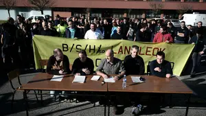 SOS de los trabajadores de BSH en Esquíroz a las instituciones navarras: alertan de bajadas de sueldo e imposiciones laborales