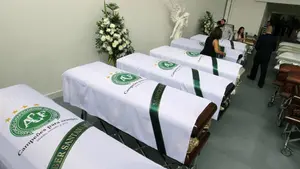 El Chapecoense se vuelca para recibir a las víctimas de la tragedia y aparta la polémica sobre la aerolínea