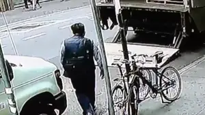 El robo perfecto: se lleva 1,5 millones de euros en oro de un cami&oacute;n blindado sin que nadie se de cuenta