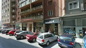 Dos detenidos por atacar y causar daños en 14 coches aparcados en el Segundo Ensanche de Pampona