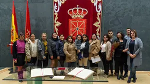 Así ha jurado su cargo Fanny Carrillo: "Prometo por mi conciencia y honor respetar el régimen foral de Navarra"