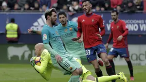 Primero contra último: Osasuna quiere retrasar el descenso en el Camp Nou ante un Leo Messi enrachado