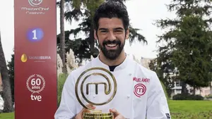 Miguel Ángel Muñoz, ganador de Masterchef Celebrity: "Antes sólo tenía una sartén y un cazo y me gasté 1.500 euros en material"