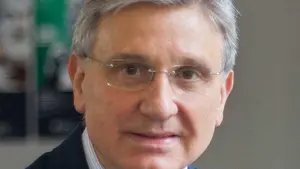 Fernando Sarráis, profesor de Psicología en la UN: "La adicción a la pornografía está creando muchos problemas sexuales"