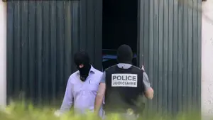 La "puntilla" a ETA: detienen a los activistas franceses a los que los terroristas encargaron el desarme