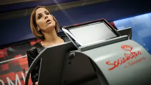 Chivite, al presidente de la gestora del PSOE: "Navarra quiere un congreso cuanto antes porque esta situación nos debilita"