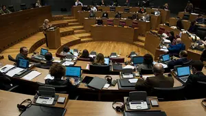 El cuatripartito sigue cosechando récords: el Parlamento de Navarra, entre los menos transparentes de toda España