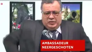 Así ha sido el momento en el que un hombre ha matado a tiros al embajador ruso en Turquía