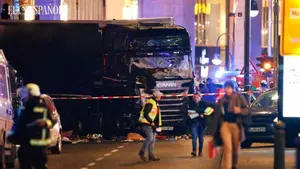 Doce muertos en Berlín atropellados por un camión en lo que podría ser un nuevo ataque terrorista