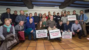 Campaña de ayuda al París 365: Enrique Martín y una treintena de deportistas se unen a los valores sociales del comedor