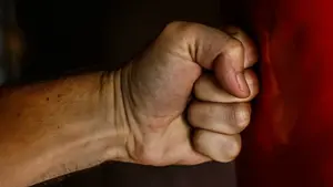 Detenido un vecino de Tudela de 21 años por romper la mandíbula de un puñetazo a otro joven al que conocía del gimnasio