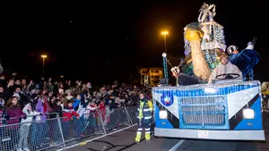 El nuevo recorrido de la cabalgata de Reyes provoca modificaciones en casi todas las villavesas