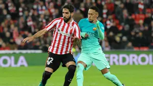 El Barcelona cae en San Mamés en partido de ida de octavos, pese a terminar con dos jugadores más