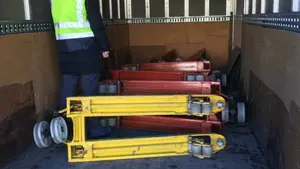 Roba en el supermercado de Pamplona para el que trabajaba: se apropió de siete transpaletas valoradas en miles de euros