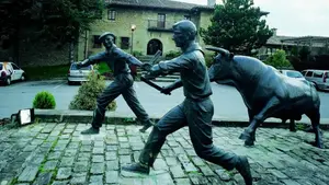 Sodena entrega un préstamo de 800.000€ a dos hoteles navarros para reactivar el negocio