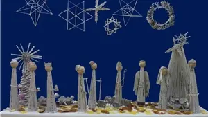 Unos artistas del Belén: entregados los premios a los mejores nacimientos exhibidos en Pamplona