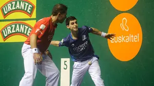 Altuna y Barriola alcanzan la cuarta victoria en un disputado partido ante Olaizola - Untoria en el Labrit