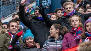 El Sadar no se achanta: así ha animado a Osasuna en el polémico partido contra el Sevilla