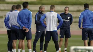 Luis Hernández, Charles y Llorente, novedades en la convocatoria del Málaga para partido ante Osasuna