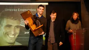 El navarro Javier Urriza, galardonado con el Remonte de Oro 2016 de la empresa Oriamendi 2010