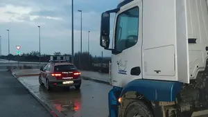 A punto de reventar el alcoholímetro: interceptan en Funes a un camionero que sextuplica la tasa de alcohol
