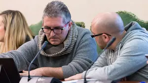 Denuncian pagos de "miles de euros" a tribunales de selecci&oacute;n de personal para plazas en las &aacute;reas de Aranzadi en Pamplona