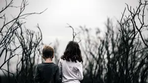 Localizan por segunda vez en la misma semana a dos niñas de 3 y 5 años deambulando solas por un barrio de Pamplona